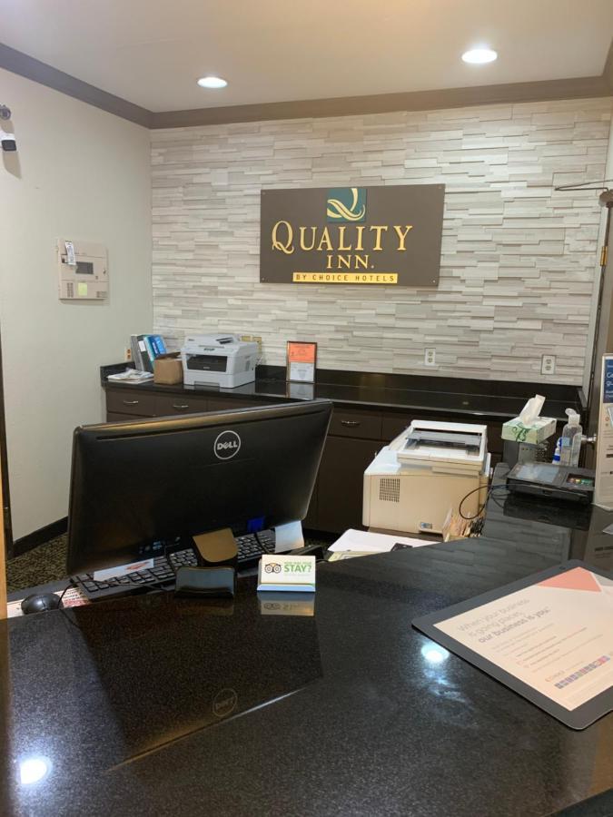 Quality Inn Near I-72 And Hwy 51 Forsyth Exterior foto
